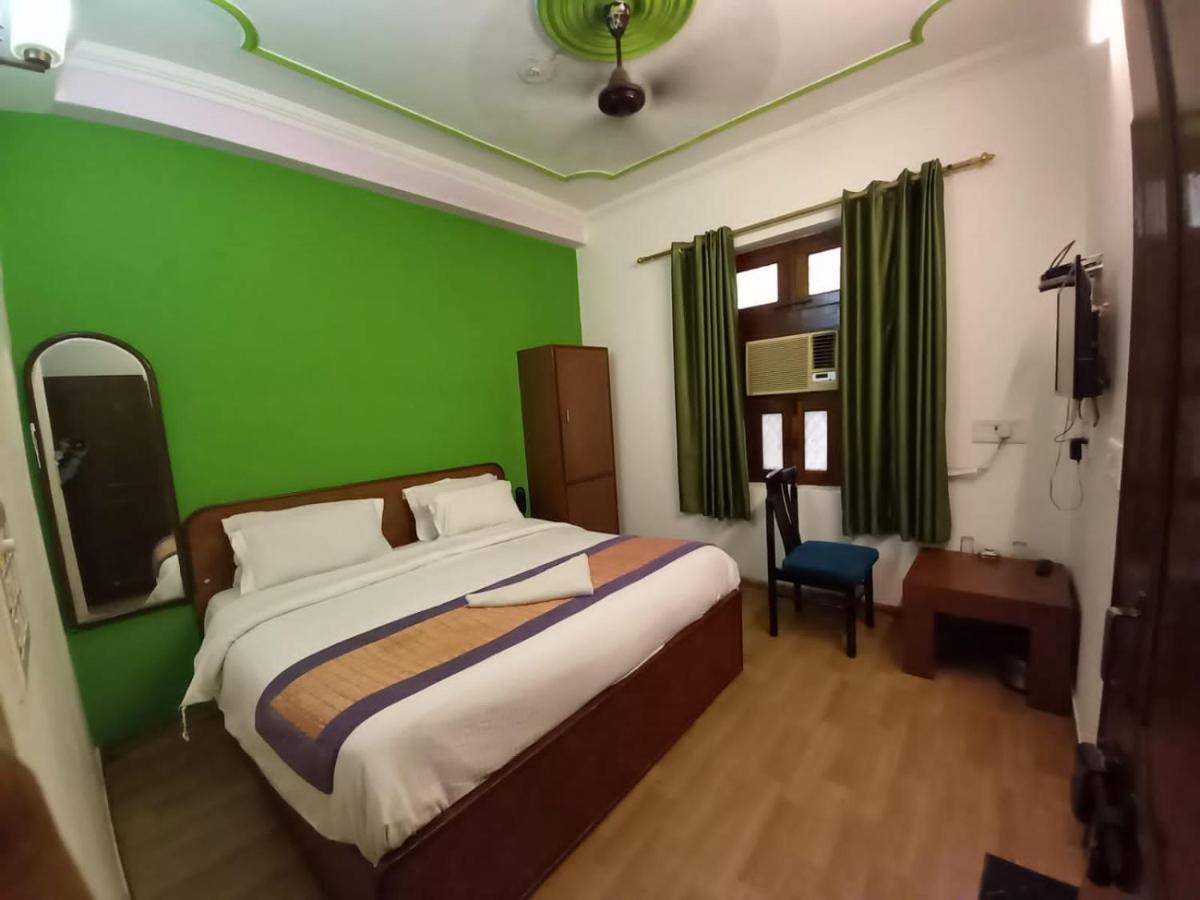 Hotel Shri Ram Нью-Делі Екстер'єр фото