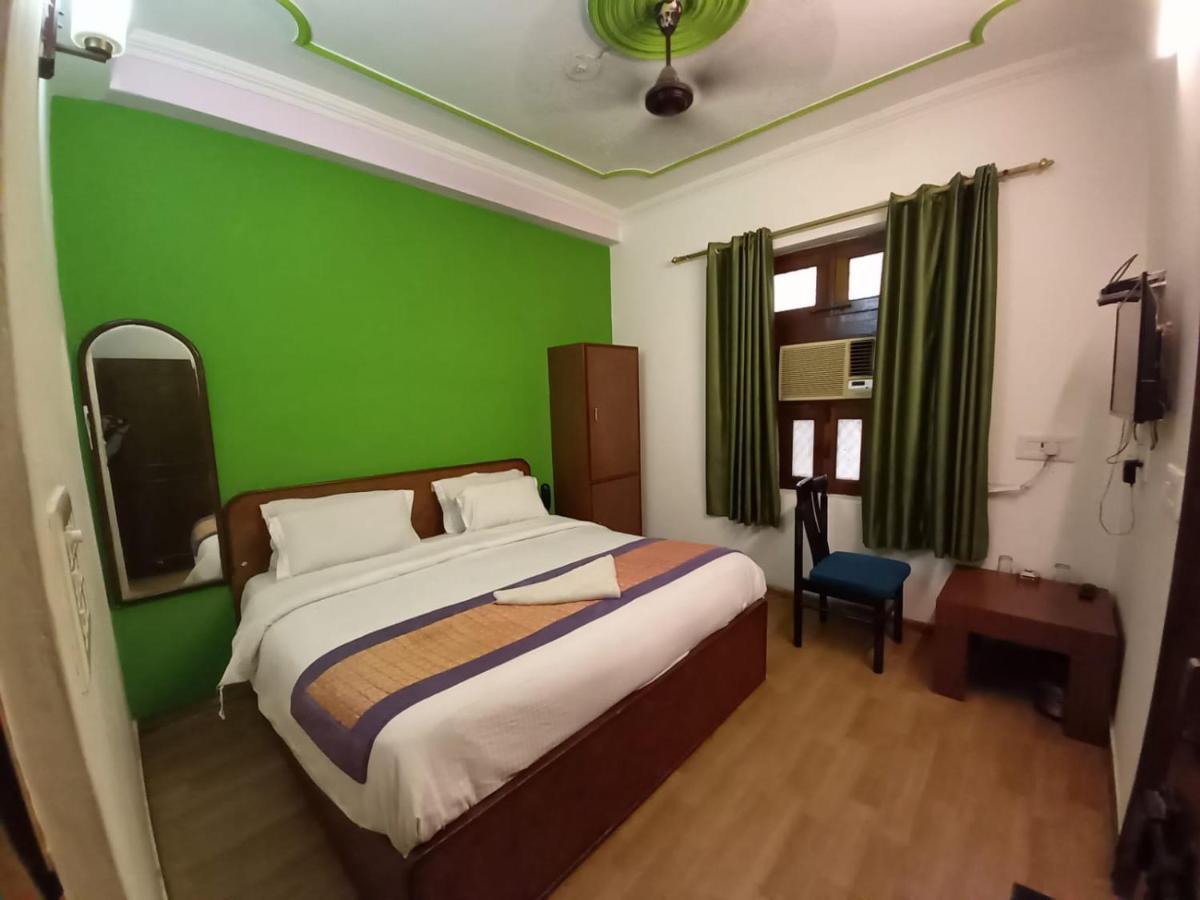 Hotel Shri Ram Нью-Делі Екстер'єр фото