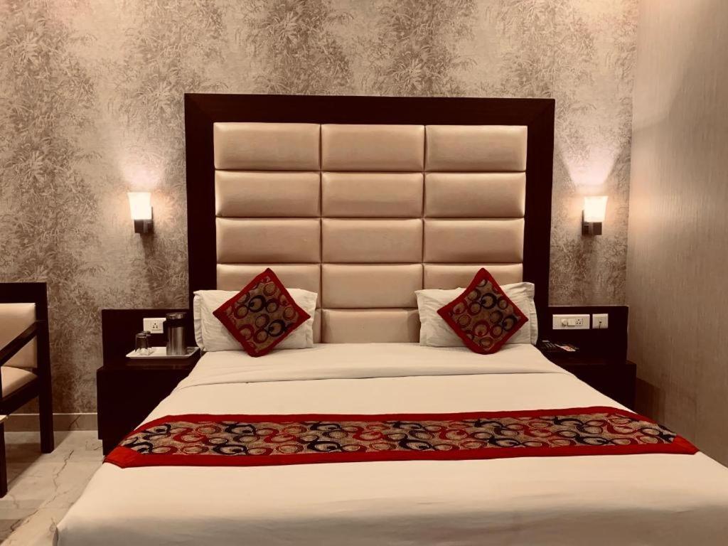 Hotel Shri Ram Нью-Делі Екстер'єр фото